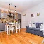 Apartment * Varsó