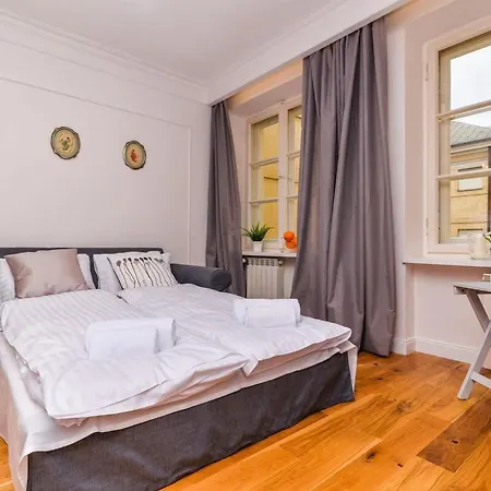 Apartment Otel *